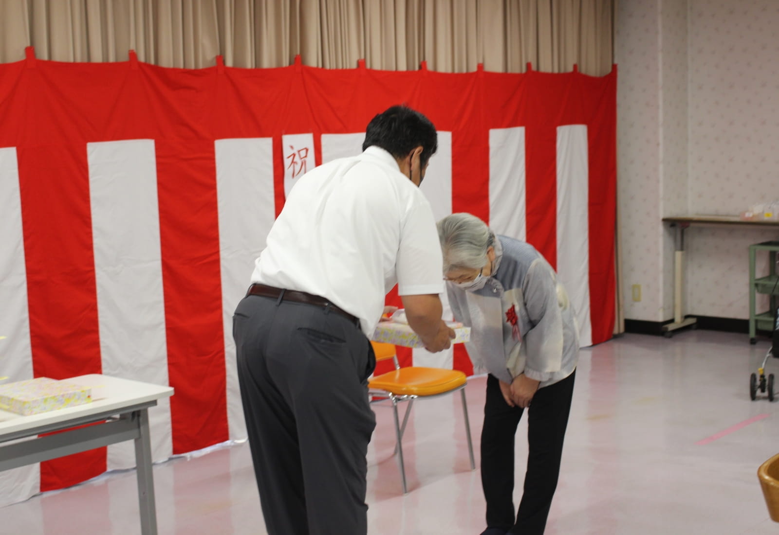 敬老祝賀式